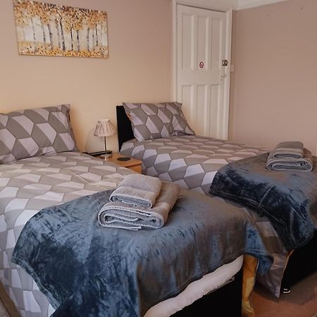 Felpham Guest House - Self Catering Bognor Regis Exterior photo